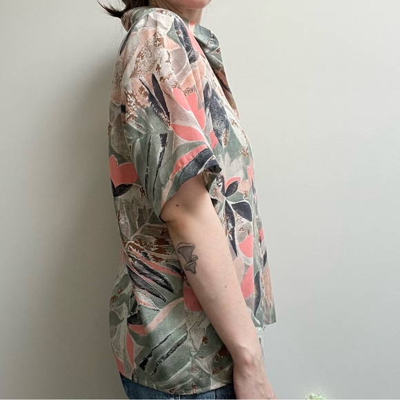 Vintage D’Allaird’s Floral Button Up Shirt - Picture 8 of 14
